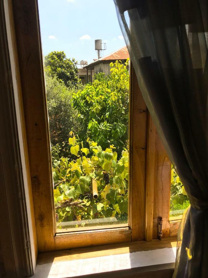 Dea Hotel Sugdidi Eksteriør billede